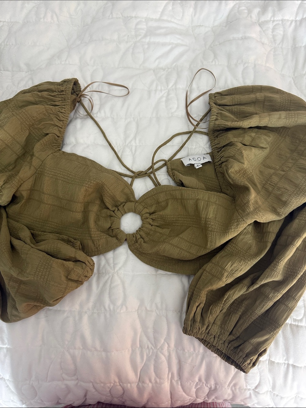 ACOA Olive Ring-Front Puff-Sleeve Bandeau
